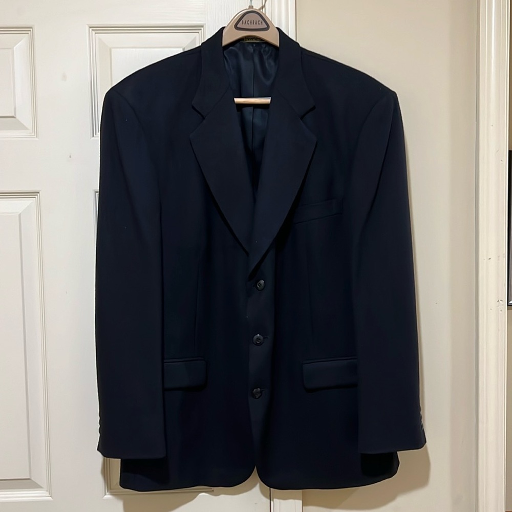 Men’s sport jacket by Bachrach. 3 button front, color Black.